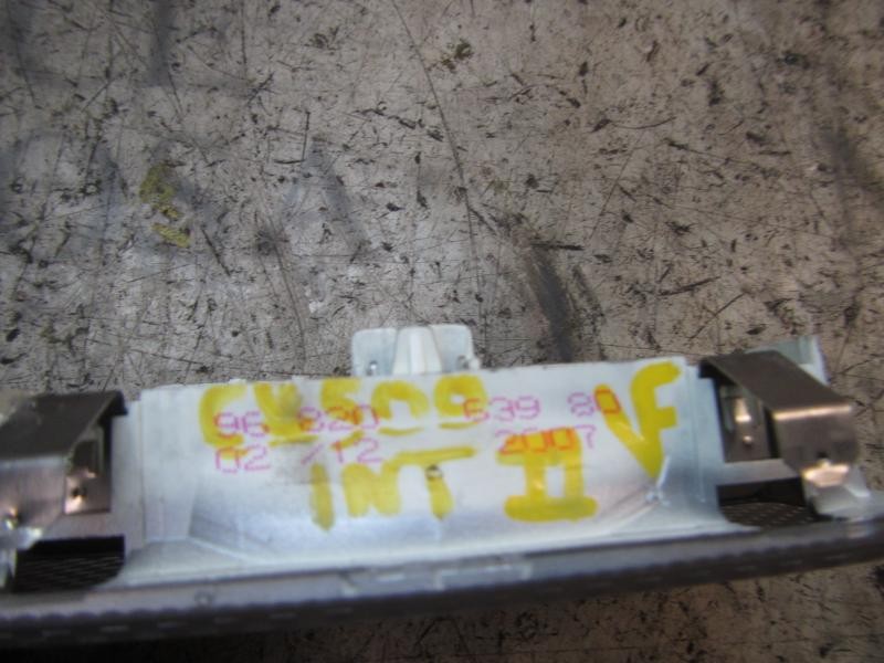 Recambio de piloto interior para peugeot 308 confort referencia OEM IAM 6362T9  