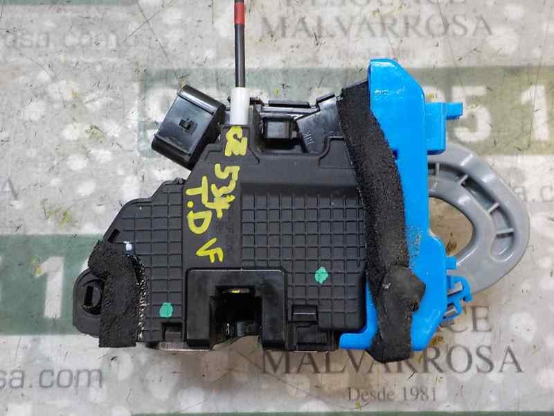 Recambio de cerradura puerta trasera derecha para kia cee´d 1.4 crdi cat referencia OEM IAM   