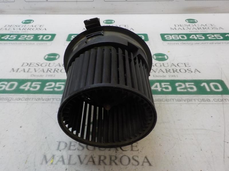 Recambio de motor calefaccion para renault clio iv 1.5 dci diesel fap referencia OEM IAM 272101170R  