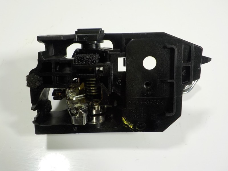 Recambio de maneta interior delantera derecha para mazda 3 berlina (bp) evolution referencia OEM IAM  BCJHV8392RH 