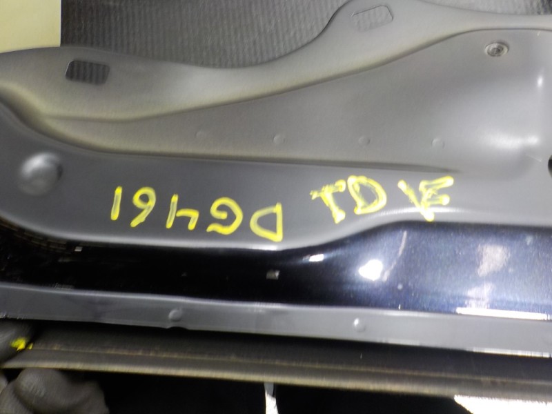 Recambio de puerta trasera derecha para volkswagen cc (358) 2.0 tdi referencia OEM IAM 3C8833056E  