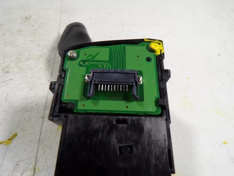 Recambio de mando intermitentes para ford c-max 1.0 ecoboost cat referencia OEM IAM 1883869 AV6T13335AD 