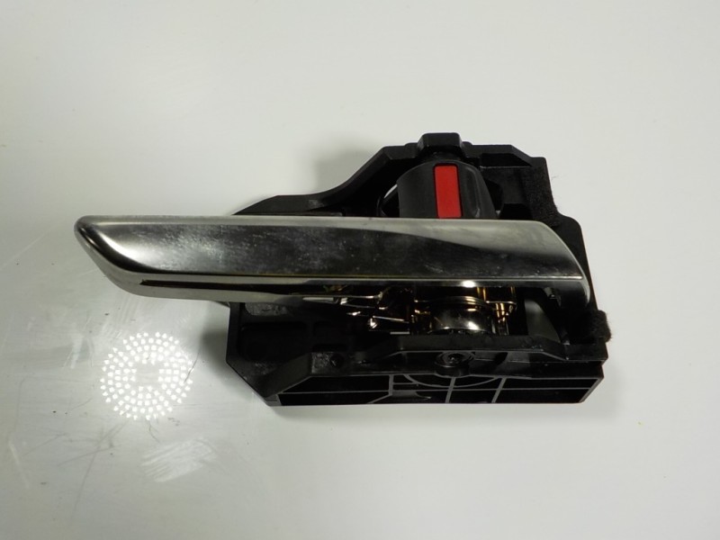 Recambio de maneta interior trasera derecha para mazda 3 berlina (bp) evolution referencia OEM IAM  BCJHV8392RH 