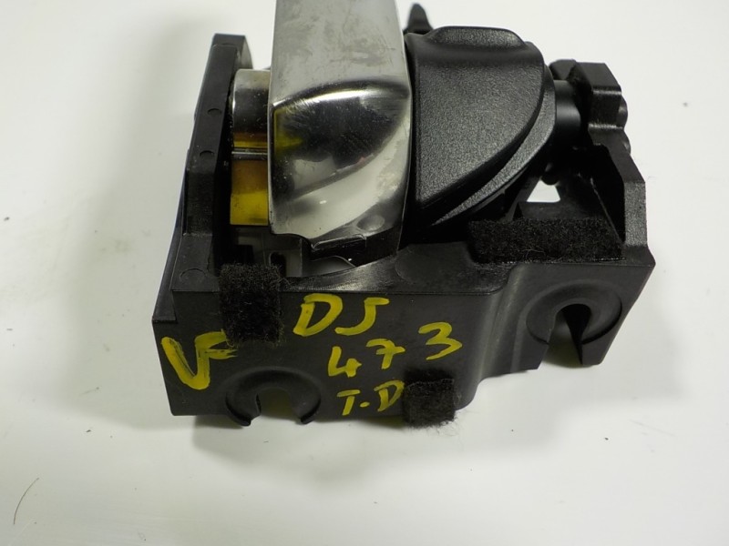 Recambio de maneta interior trasera derecha para mazda 3 berlina (bp) evolution referencia OEM IAM  BCJHV8392RH 