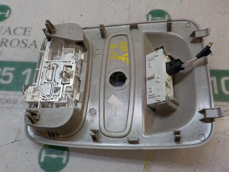 Recambio de piloto interior para renault clio iv 1.5 dci diesel fap referencia OEM IAM 264300007R  