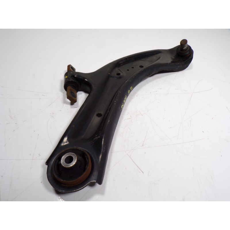 Recambio de brazo suspension inferior delantero derecho para nissan x-trail (t32) acenta referencia OEM IAM 545004CA0A  