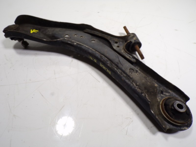 Recambio de brazo suspension inferior delantero derecho para nissan x-trail (t32) acenta referencia OEM IAM 545004CA0A  