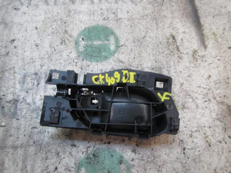 Recambio de maneta interior delantera izquierda para peugeot 207 premium referencia OEM IAM   