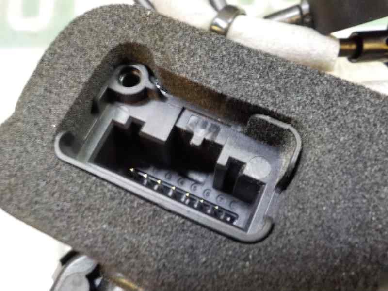 Recambio de cerradura puerta delantera izquierda para volkswagen polo 1.0 tsi referencia OEM IAM 5TB837015C 5TB837015A 