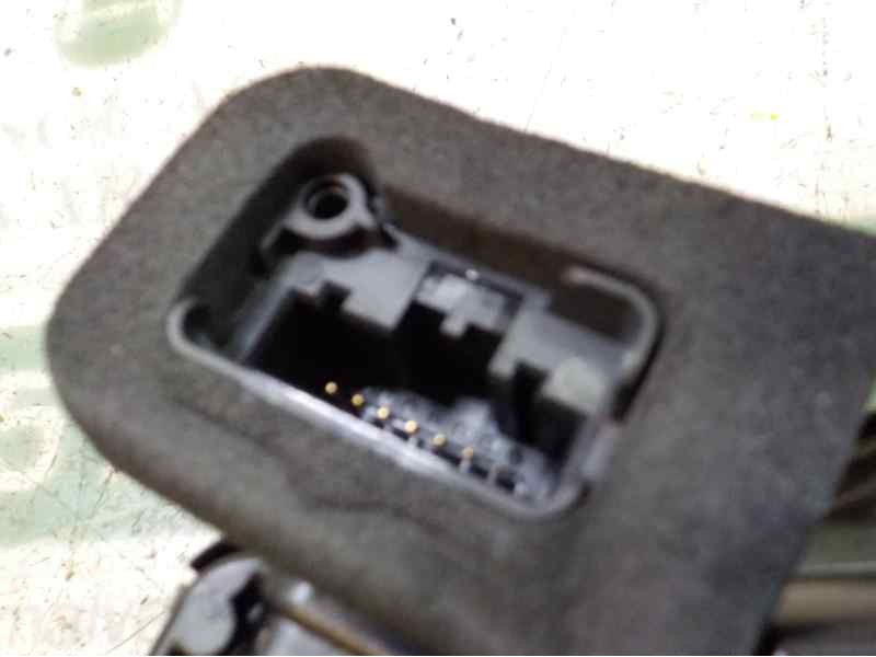 Recambio de cerradura puerta trasera izquierda para volkswagen polo 1.0 tsi referencia OEM IAM 5TA839015E 5TA839015E 