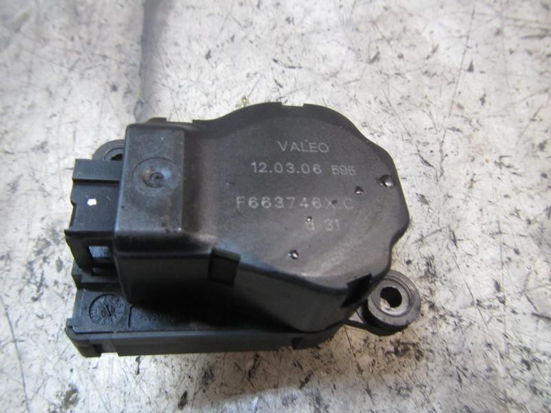 Recambio de motor electrico para peugeot 207 premium referencia OEM IAM   