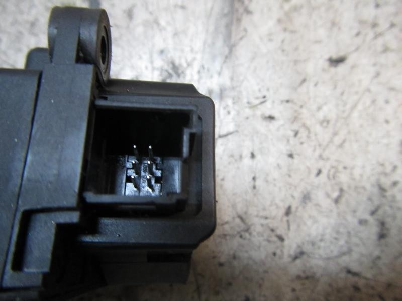 Recambio de motor electrico para peugeot 207 premium referencia OEM IAM   