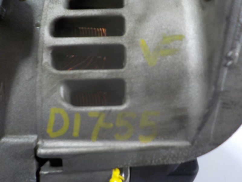 Recambio de alternador para toyota verso 1.6 d-4d cat referencia OEM IAM 27060YV040 8574045 TG15C200