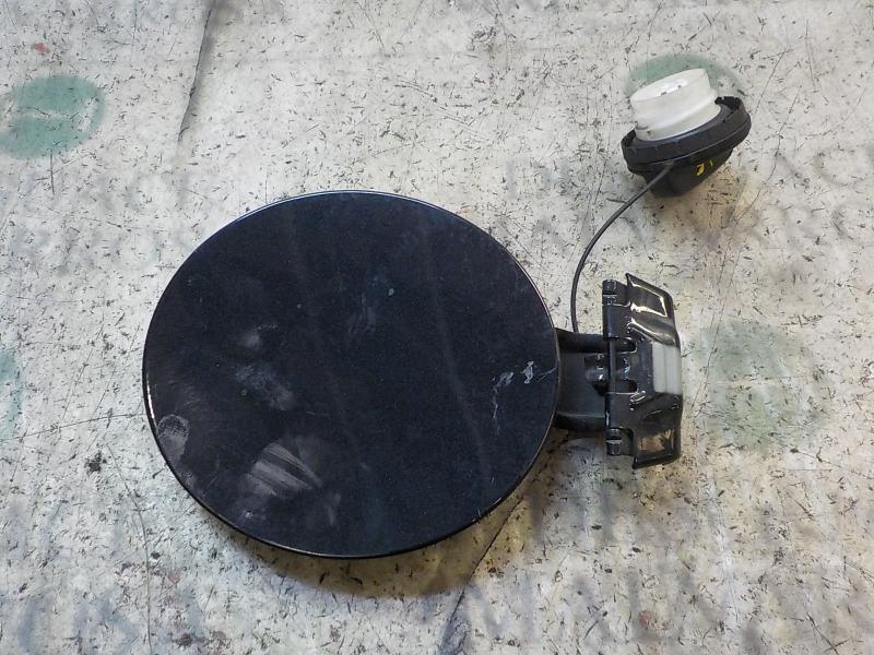 Recambio de tapa combustible para mazda 3 lim. (bl) 2.2 turbodiesel cat referencia OEM IAM BBN942410  