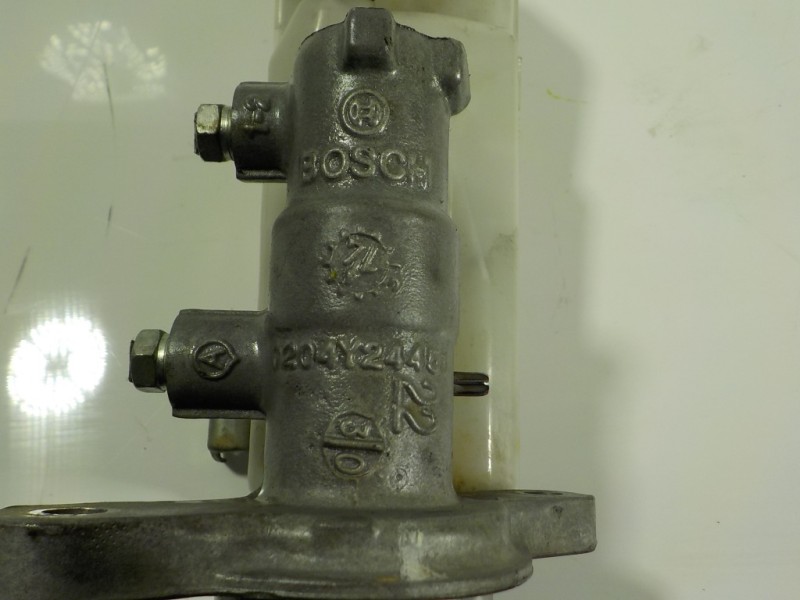 Recambio de bomba freno para toyota verso 1.6 d-4d cat referencia OEM IAM 4720109570  