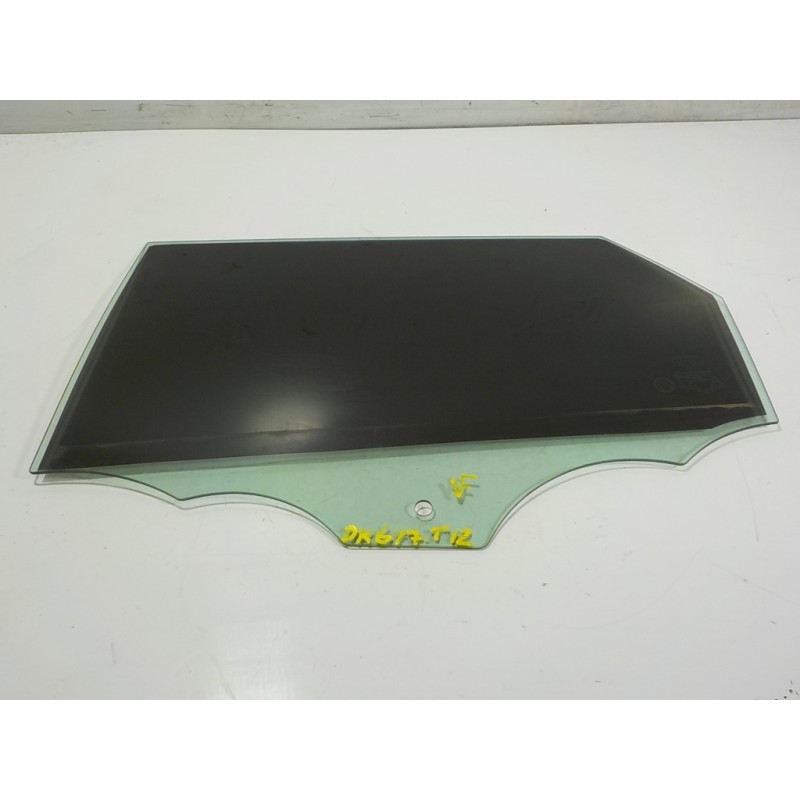 Recambio de cristal puerta trasero izquierdo para land rover range rover evoque evoque referencia OEM IAM LR114605  