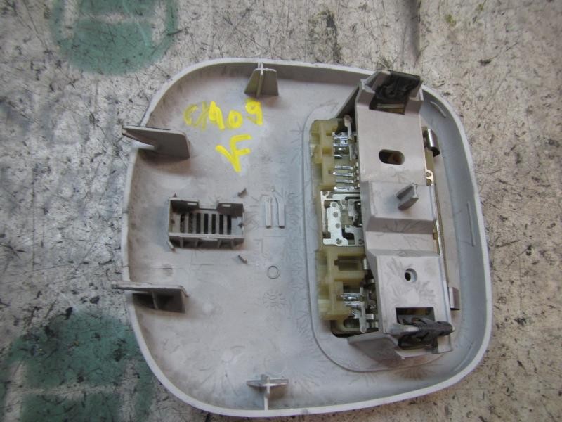 Recambio de piloto interior para peugeot 207 premium referencia OEM IAM   