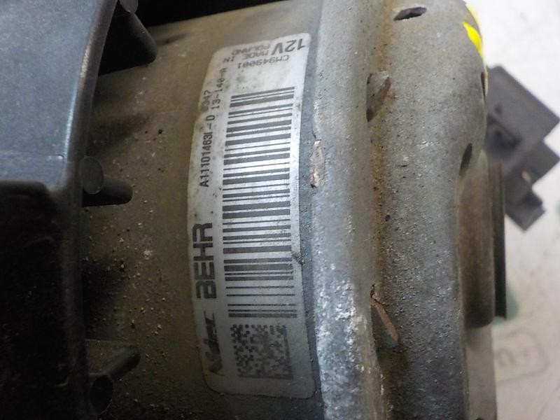 Recambio de electroventilador para opel insignia berlina selective referencia OEM IAM 22915386  