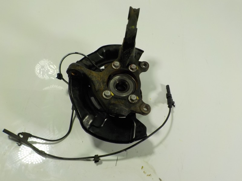 Recambio de mangueta delantera izquierda para toyota verso 1.6 d-4d cat referencia OEM IAM 432120F020  