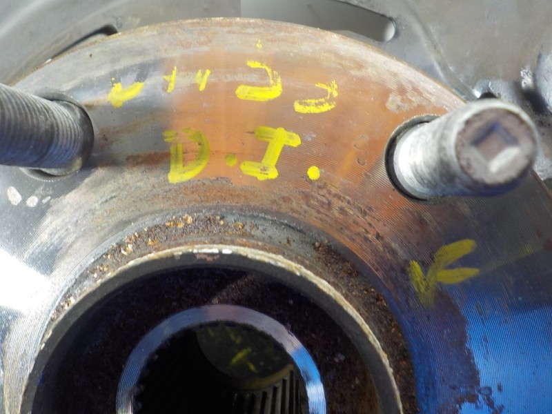 Recambio de mangueta delantera izquierda para toyota verso 1.6 d-4d cat referencia OEM IAM 432120F020  