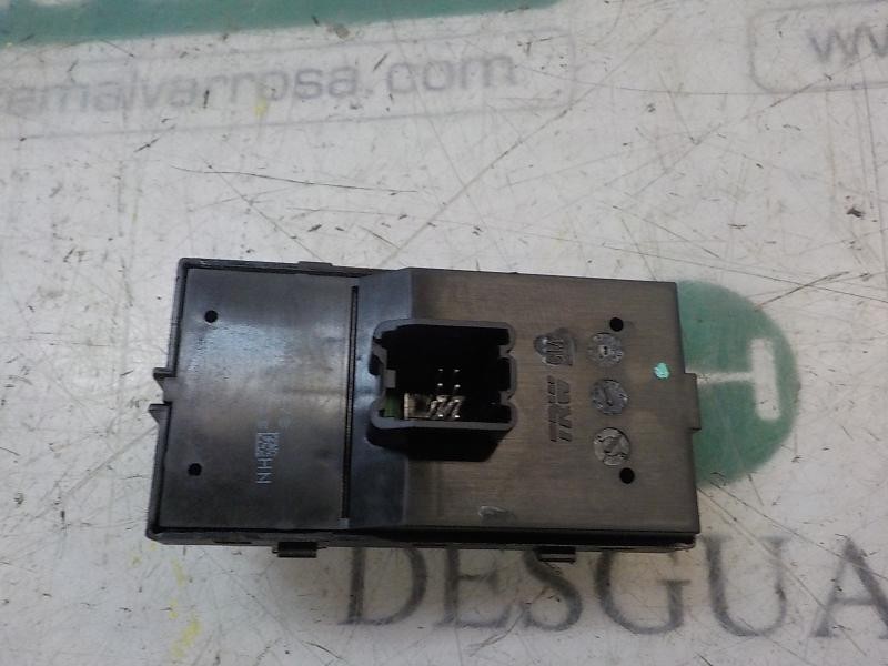 Recambio de mando elevalunas delantero izquierdo para opel insignia berlina selective referencia OEM IAM 13305978  