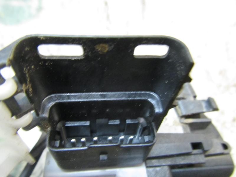 Recambio de cerradura puerta trasera izquierda para peugeot 308 confort referencia OEM IAM 9137N2  