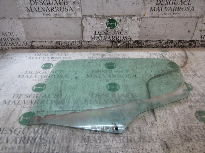 Recambio de cristal puerta trasero izquierdo para peugeot 308 confort referencia OEM IAM 9203HR  