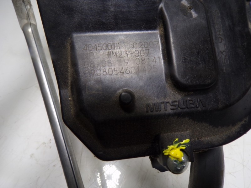 Recambio de motor limpia delantero para mazda 3 berlina (bp) evolution referencia OEM IAM  40450011 