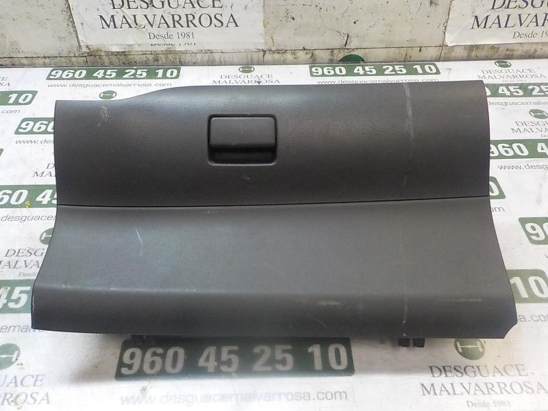 Recambio de guantera para toyota auris 1.4 turbodiesel cat referencia OEM IAM 5555002131B0  