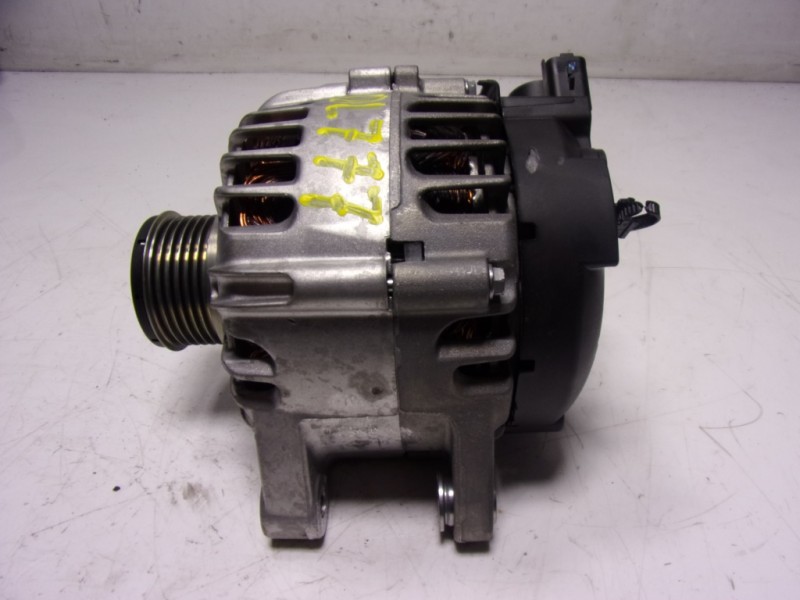Recambio de alternador para citroën c3 aircross 1.2 12v e-thp referencia OEM IAM 9835689480 9835689480 