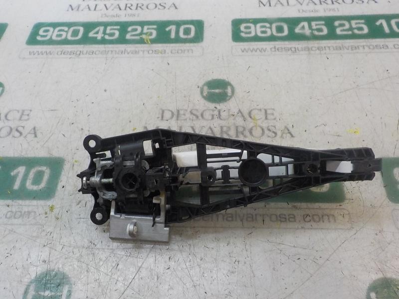 Recambio de maneta exterior trasera derecha para opel insignia berlina selective referencia OEM IAM 92233089  13577482