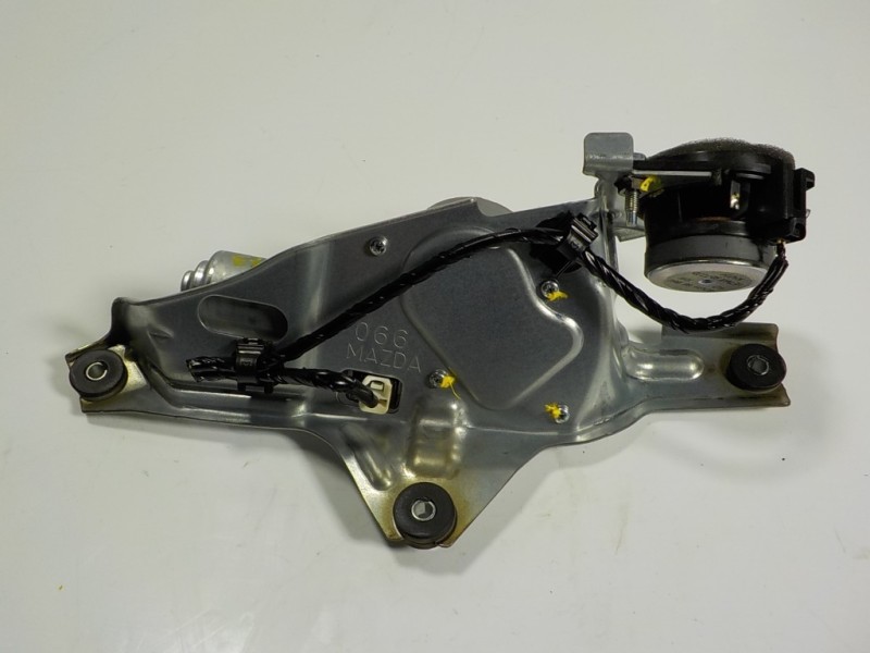 Recambio de motor limpia trasero para mazda 3 berlina (bp) evolution referencia OEM IAM   