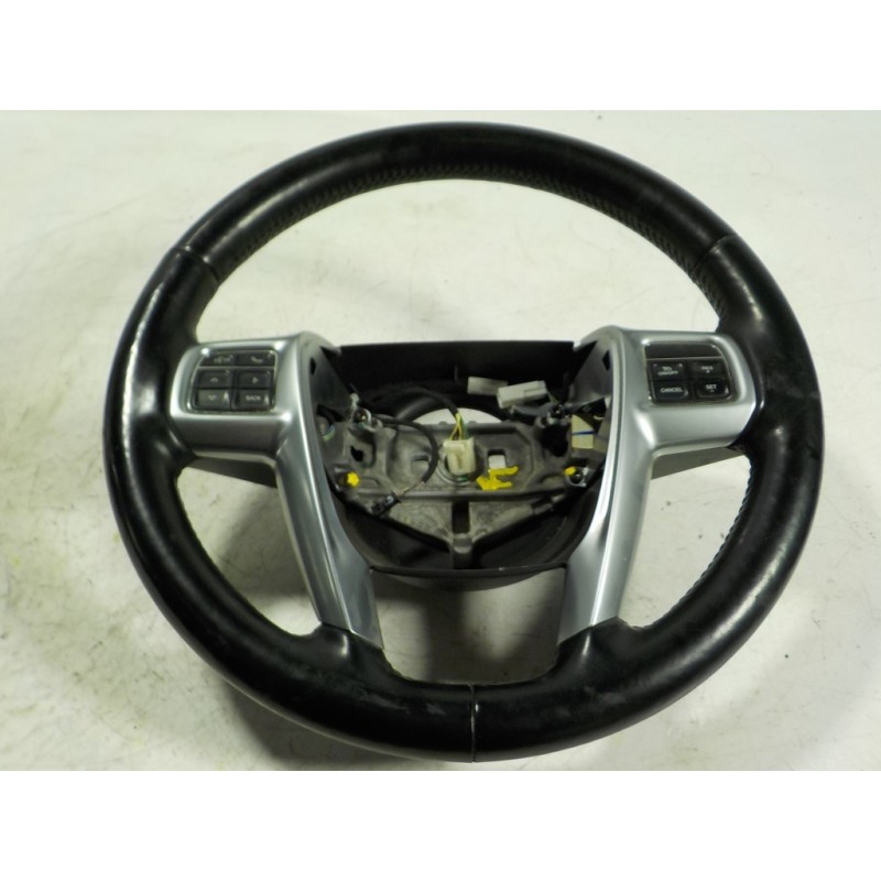 Recambio de volante para lancia voyager (404) 2.8 16v crd cat referencia OEM IAM K1YH45DX9AA  