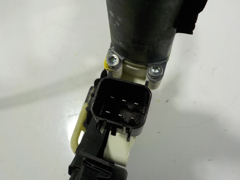 Recambio de elevalunas delantero izquierdo para land rover range rover evoque evoque referencia OEM IAM LR137688 K8D223201AC K8D