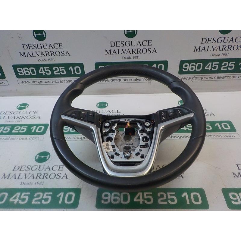 Recambio de volante para opel insignia berlina selective referencia OEM IAM 13316547  