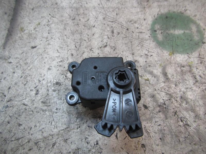 Recambio de motor apertura trampillas climatizador para peugeot 308 confort referencia OEM IAM   