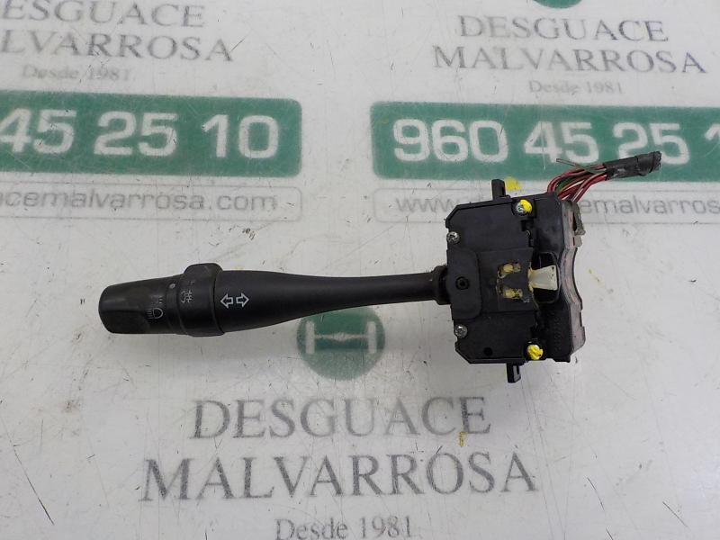 Recambio de mando intermitentes para nissan serena (c23m) 2.3 diesel referencia OEM IAM   