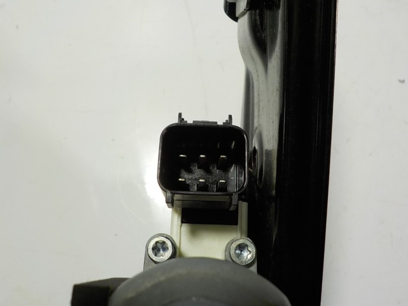 Recambio de elevalunas trasero derecho para land rover range rover evoque evoque referencia OEM IAM LR114597 H8D227000AB H8D2270