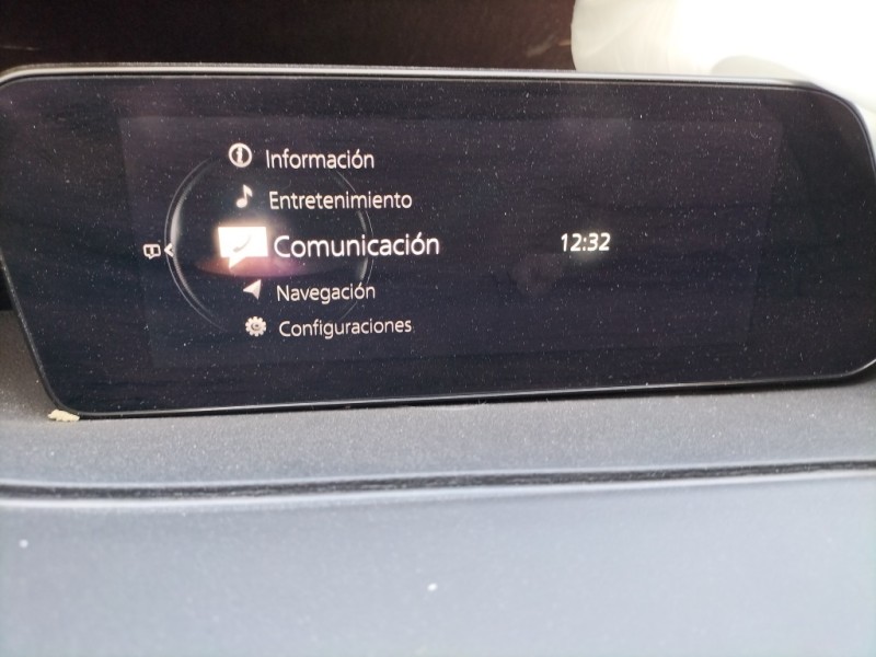 Recambio de pantalla multifuncion para mazda 3 berlina (bp) evolution referencia OEM IAM  BDGF611J0A 