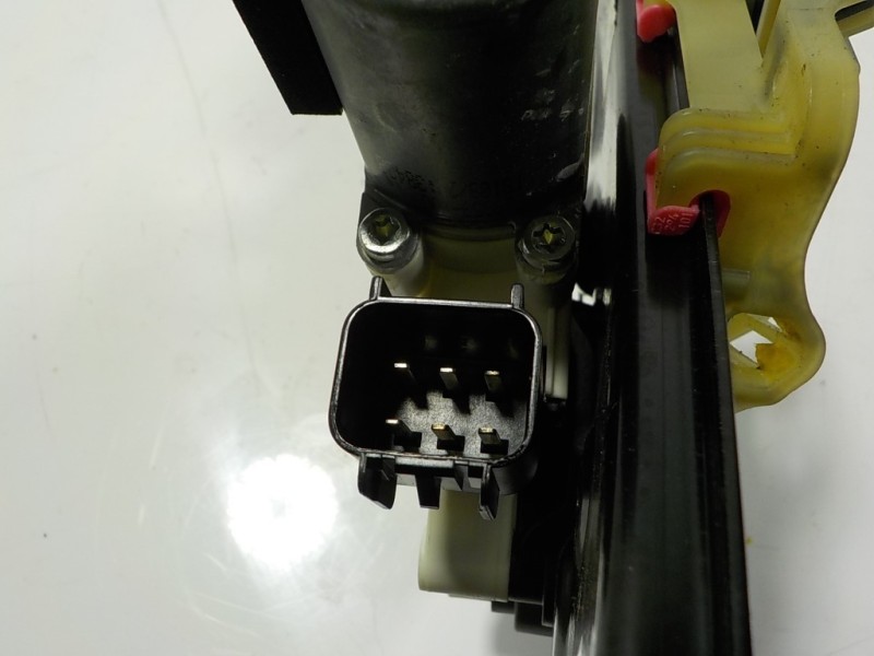 Recambio de elevalunas trasero izquierdo para land rover range rover evoque evoque referencia OEM IAM LR114598 K8D227001AB K8D22