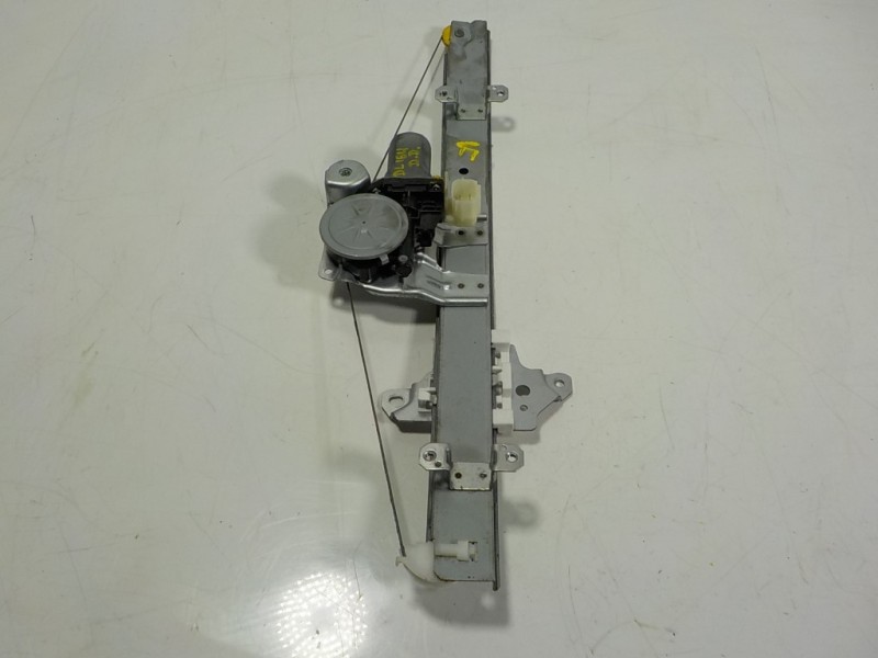 Recambio de elevalunas delantero derecho para nissan x-trail (t32) acenta referencia OEM IAM 807204CA0A 807314CA0A 807314CA0A