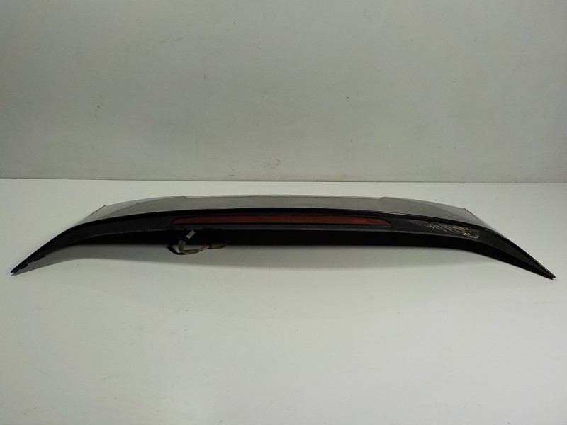 Recambio de piloto trasero central para mazda 3 berlina (bp) evolution referencia OEM IAM   