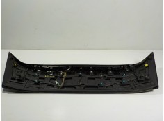 Recambio de piloto trasero central para mazda 3 berlina (bp) evolution referencia OEM IAM    2