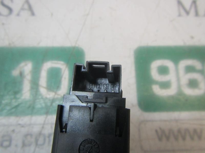 Recambio de mando elevalunas trasero derecho para volkswagen golf vii lim. (5g1) bluemotion referencia OEM IAM 5G0959855KWHS  