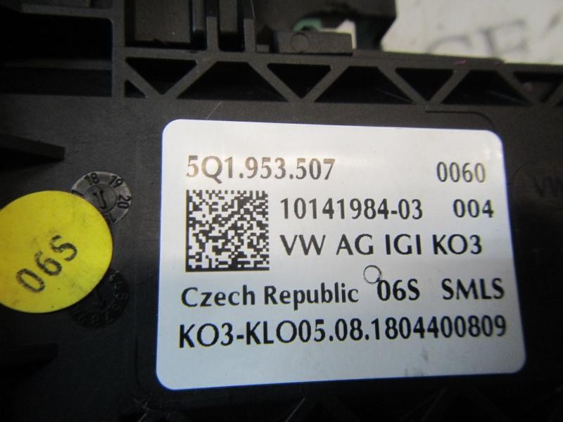 Recambio de mando intermitentes para volkswagen golf vii lim. (5g1) bluemotion referencia OEM IAM 5Q1953507MIGI 5Q1953507 