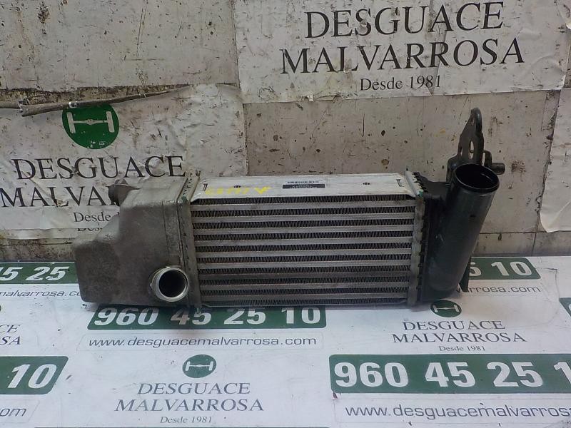 Recambio de intercooler para toyota auris 1.4 turbodiesel cat referencia OEM IAM 179000N040  