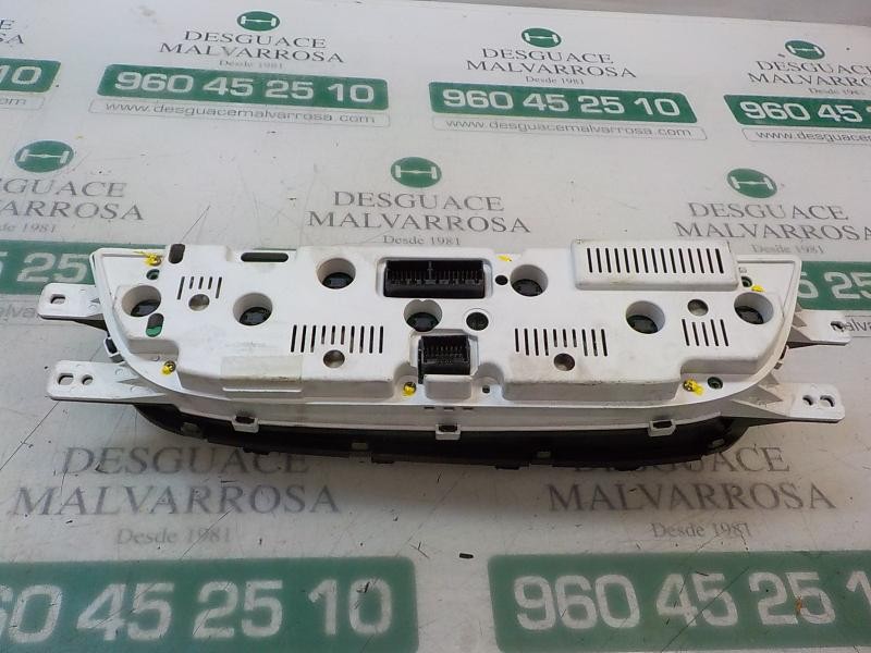 Recambio de cuadro instrumentos para ssangyong rodius 2.7 turbodiesel cat referencia OEM IAM   