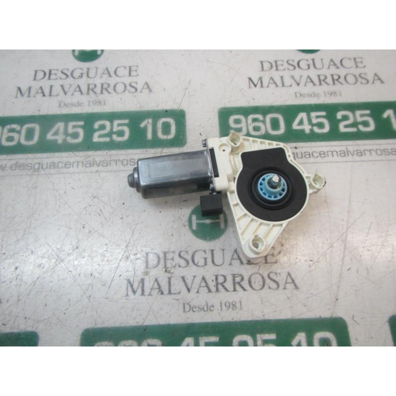 Recambio de motor elevalunas delantero derecho para volkswagen golf vii lim. (5g1) bluemotion referencia OEM IAM 4K0959802 5Q495