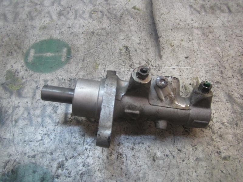 Recambio de bomba freno para renault clio iii confort dynamique referencia OEM IAM   