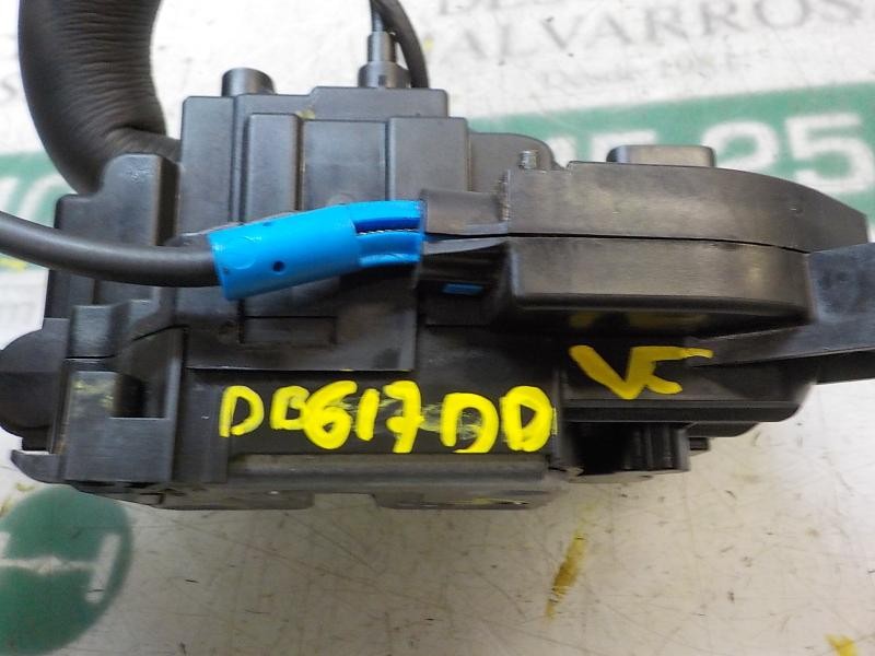 Recambio de cerradura puerta delantera derecha para renault megane iii berlina 5 p life referencia OEM IAM   